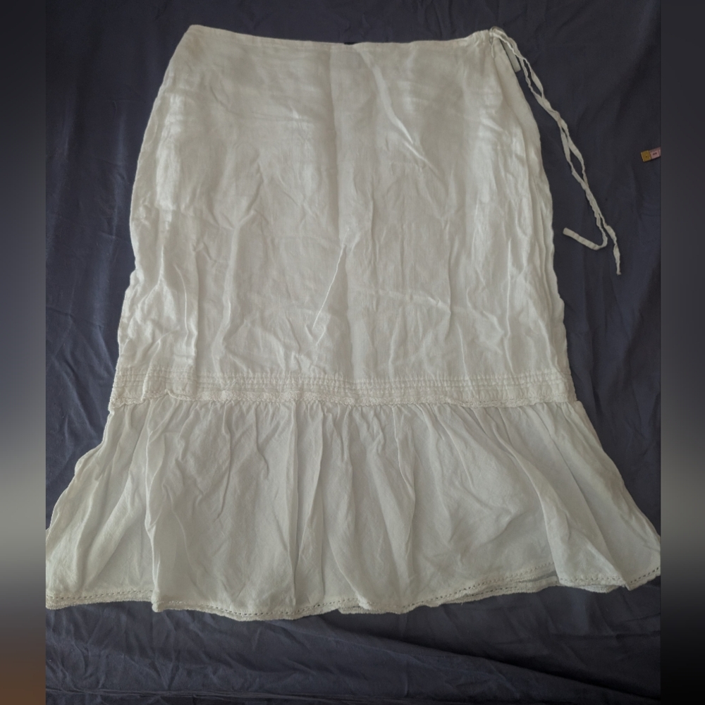 GAP Vintage Embroidered Midi Skirt